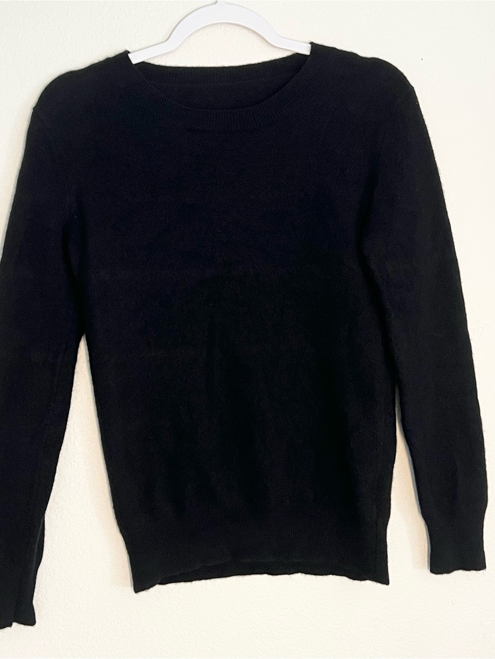 Women’s Black 100% Wool Crewneck Pullover Sweater Size M